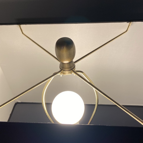 COPY - Modern, Contemporary Crystal and Antique Brass Table Lamp with Black Sha… - Picture 4 of 10